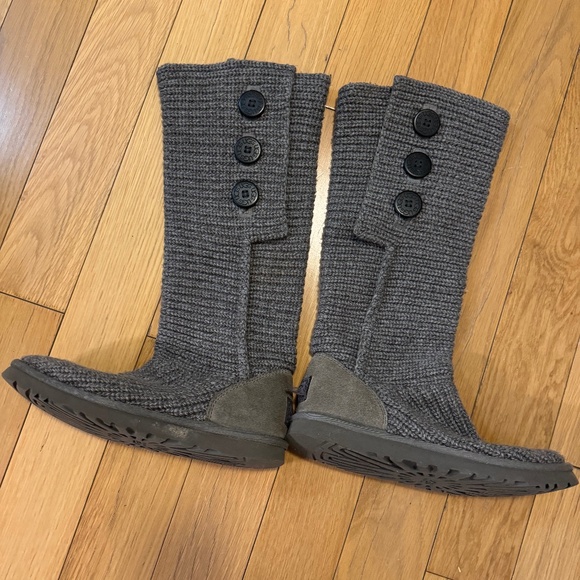 Gray UGG Knit tall boot - Picture 1 of 4